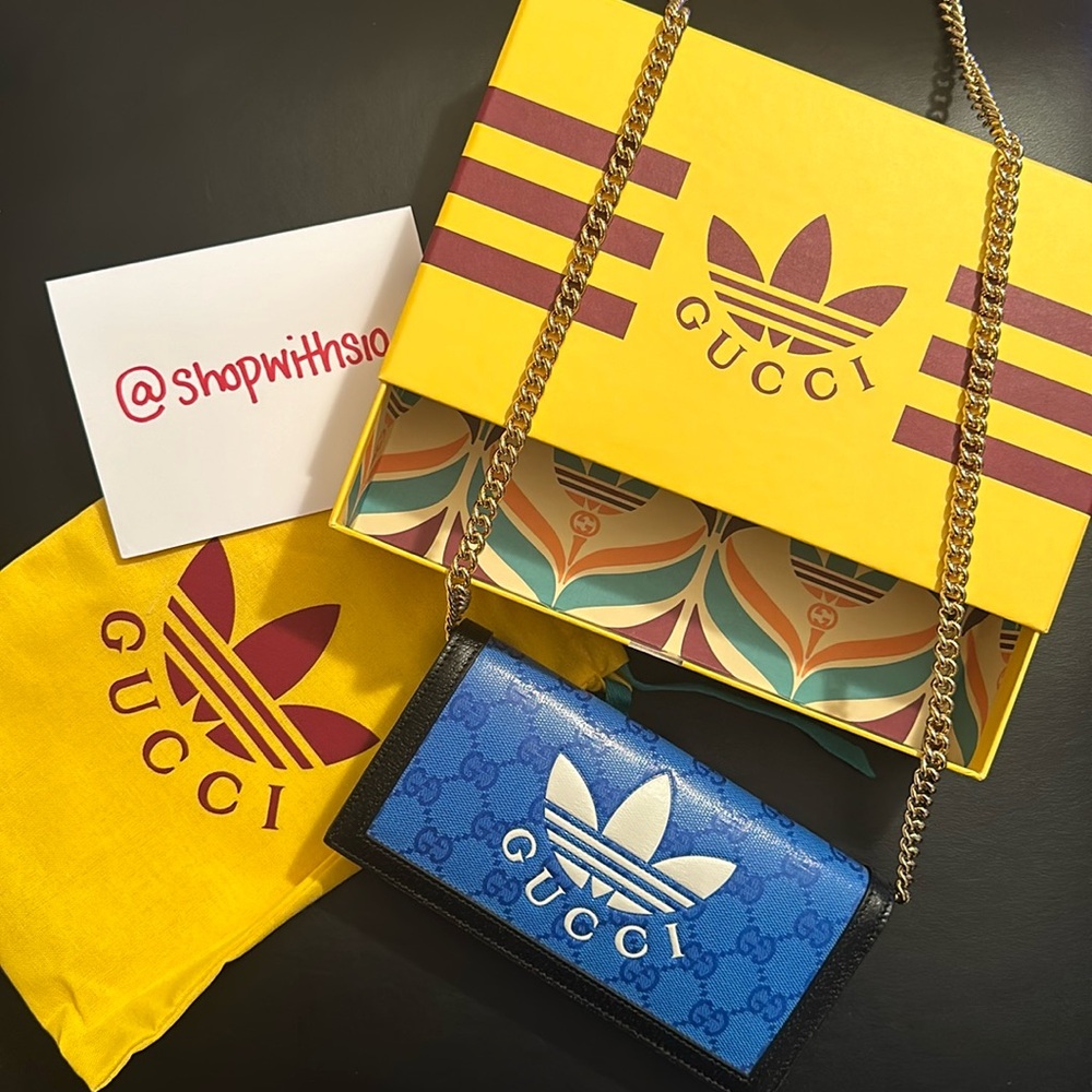 (SOLD) GUCCI X ADIDAS Monogram Textured Calfskin Trefoil Embossed Wallet